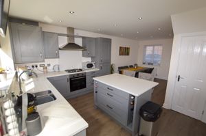 Kitchen/Diner- click for photo gallery